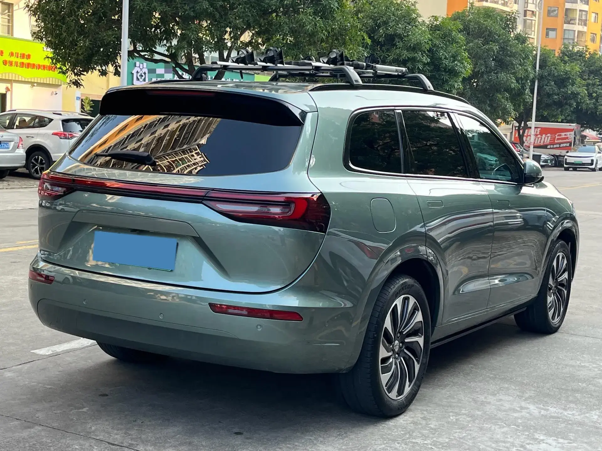 2022 VOLVO S60 thumbnail 3