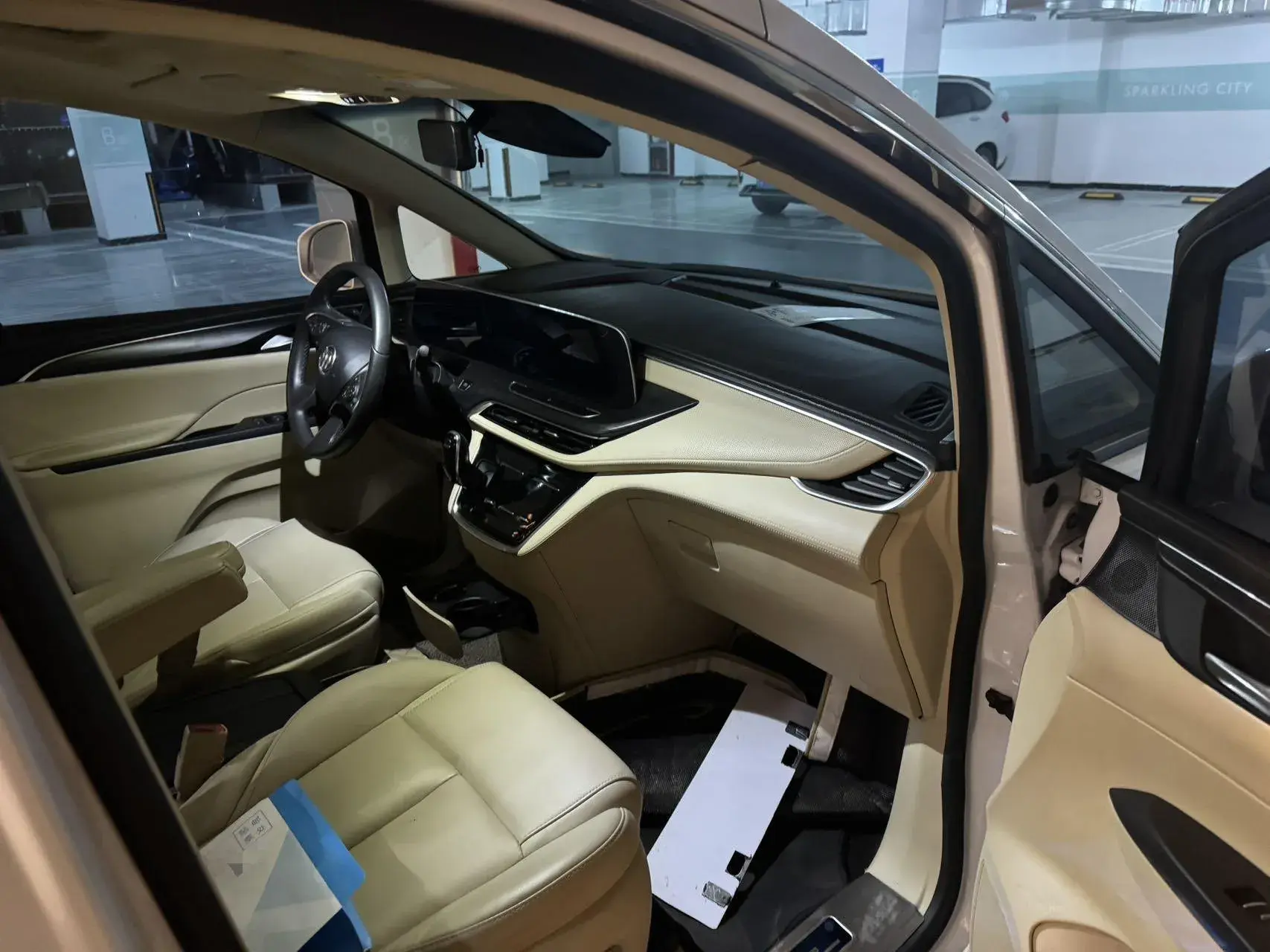 2023 BUICK GL8 thumbnail 2