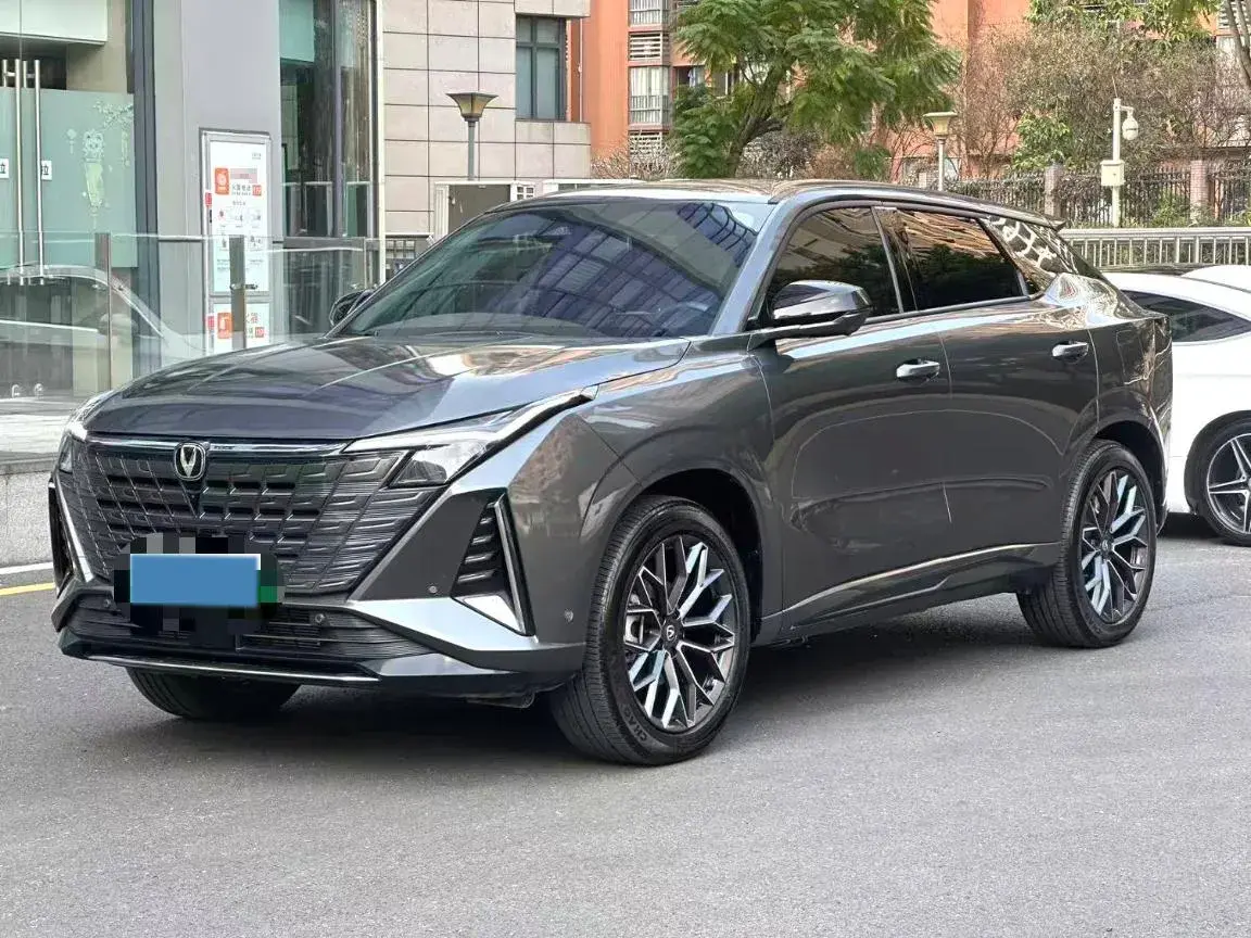 2024 ChangAn UNI-Z 1.5L 98HP L4 E-CVT PHEV 18.4KWH