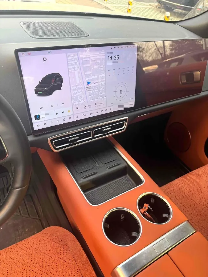 2024 Volvo S60 2.0T 197HP L4 7DCT,autocango,china used car exporter,china ev exporter,chinese used car exporter,chinese used ev exporter