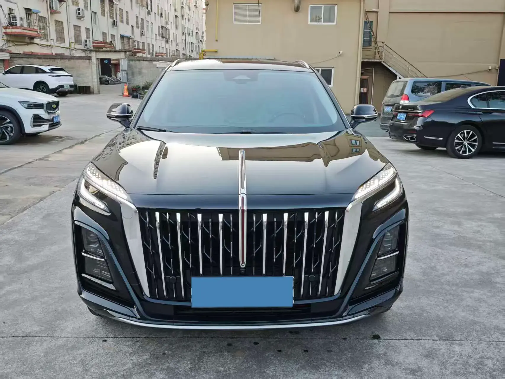 2024 HONGQI HS3 thumbnail 2