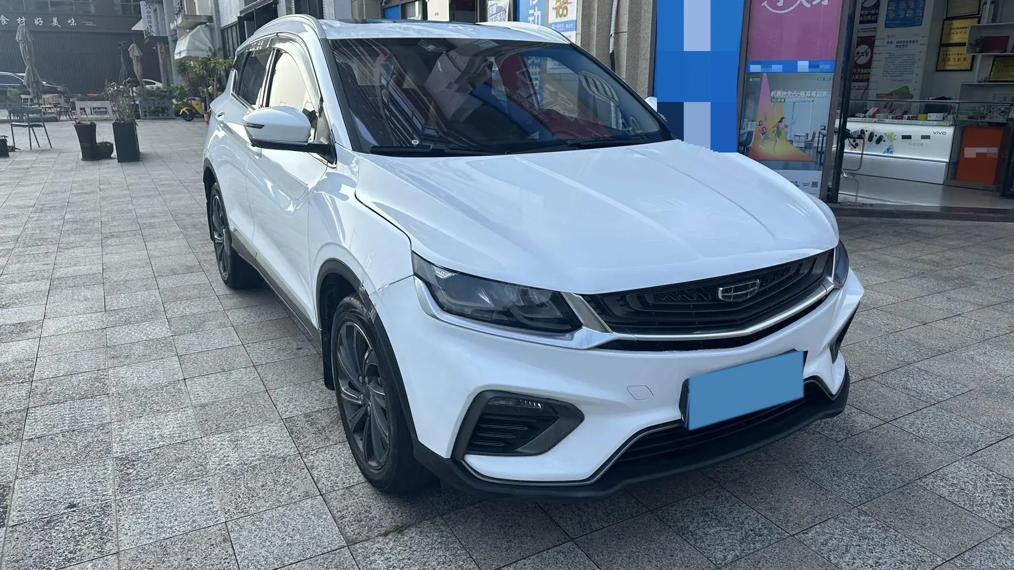 2019 GEELY COOLRAY thumbnail 3
