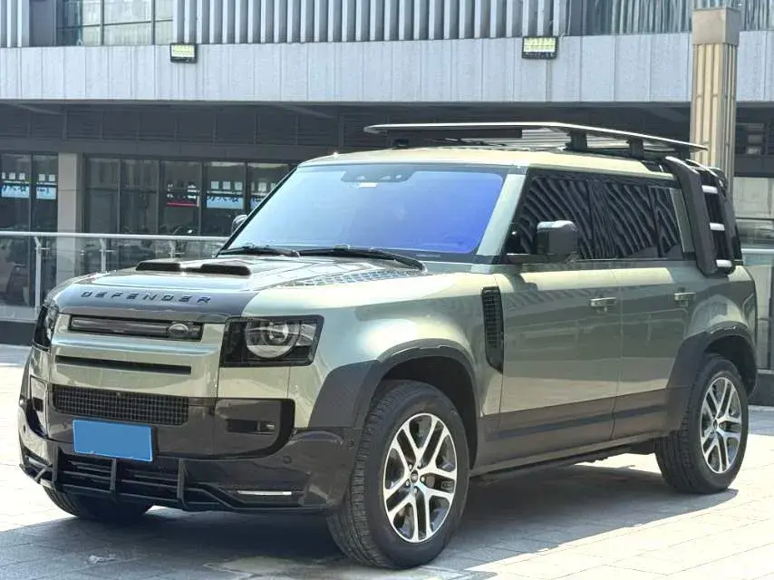 2021 Land Rover Defender 3.0T 400HP L6 8AT