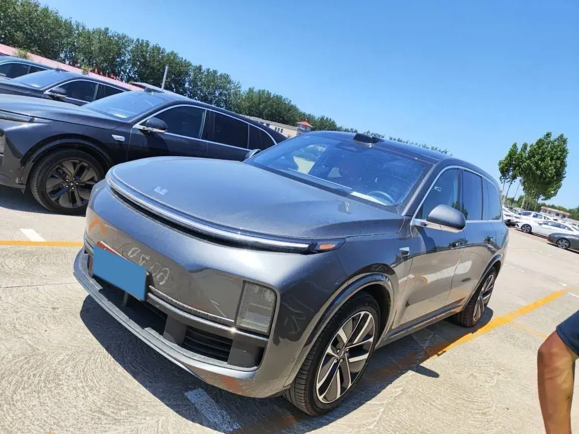 2024 Toyota Land Cruiser Prado 2.4T 282HP L4 8AT Hybrid