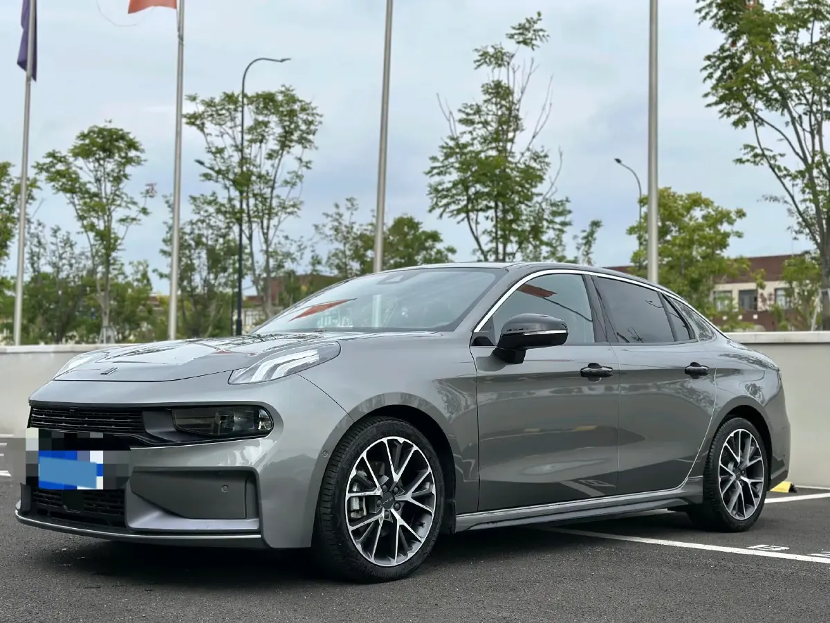 2022 LYNK&CO 03 2.0T 190HP L4 7DCT