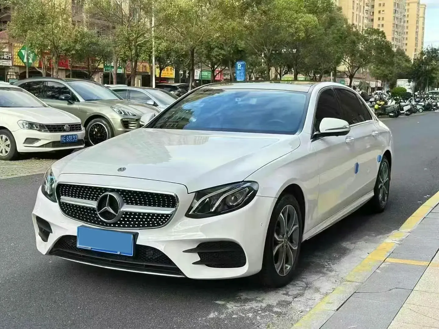 2020 MERCEDES-BENZ E view 1
