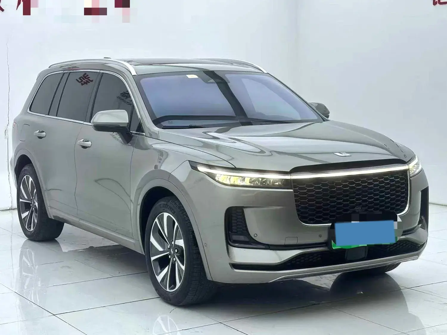 2021 LI ONE thumbnail 2