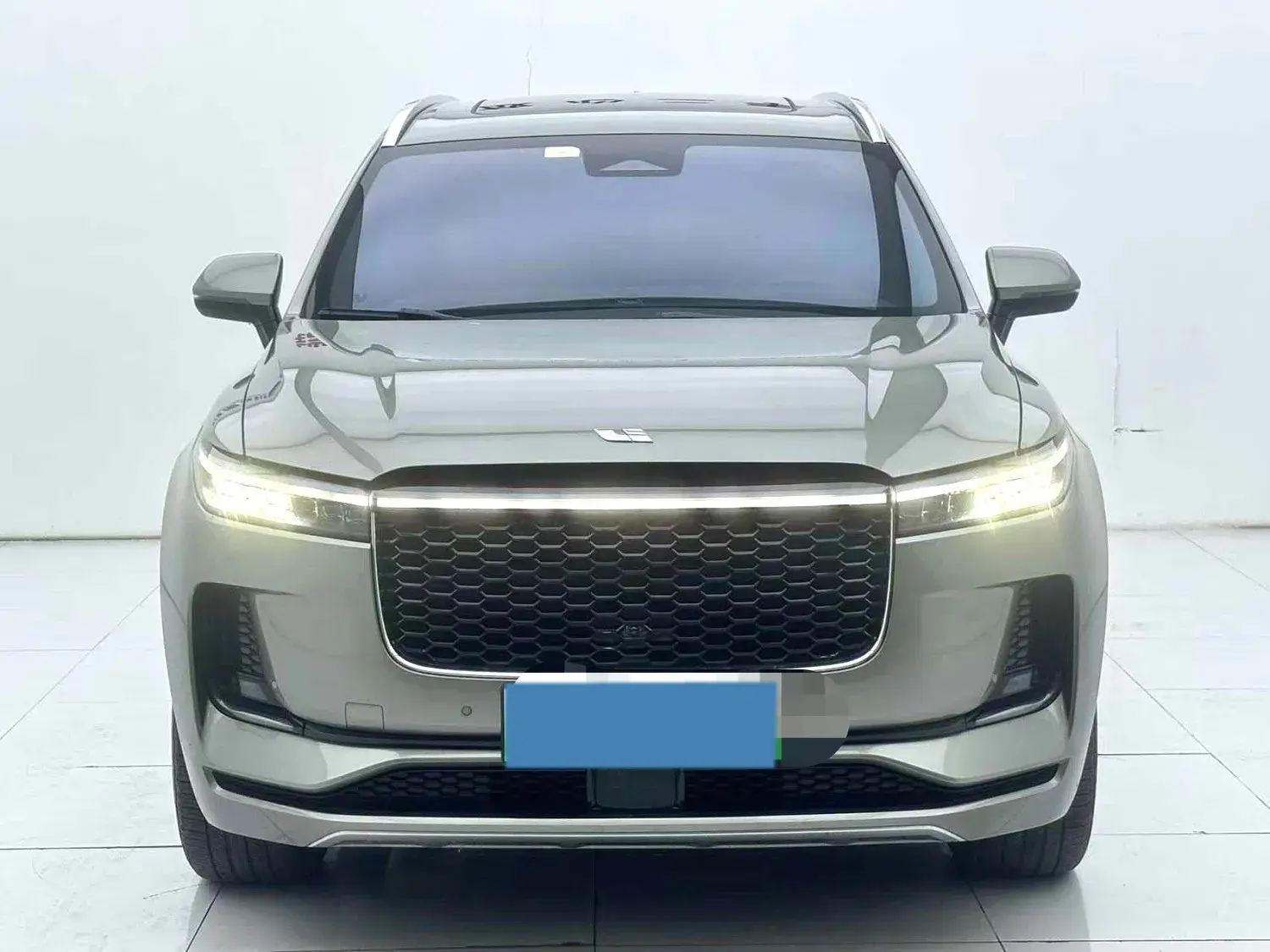 2021 LI ONE thumbnail 3