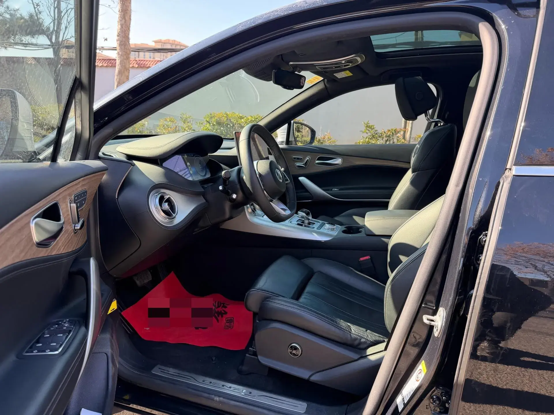 2020 DENZA X thumbnail 4