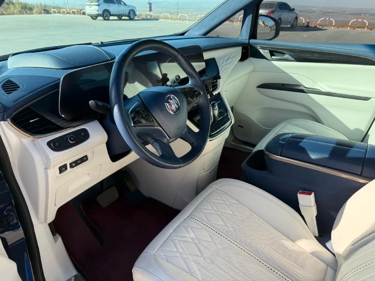 2020 Buick GL8 2.0T 237HP L4 9AT,autocango,china used car exporter,china ev exporter,chinese used car exporter,chinese used ev exporter