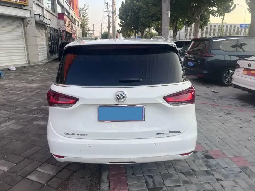 2021 BUICK GL6 thumbnail 4