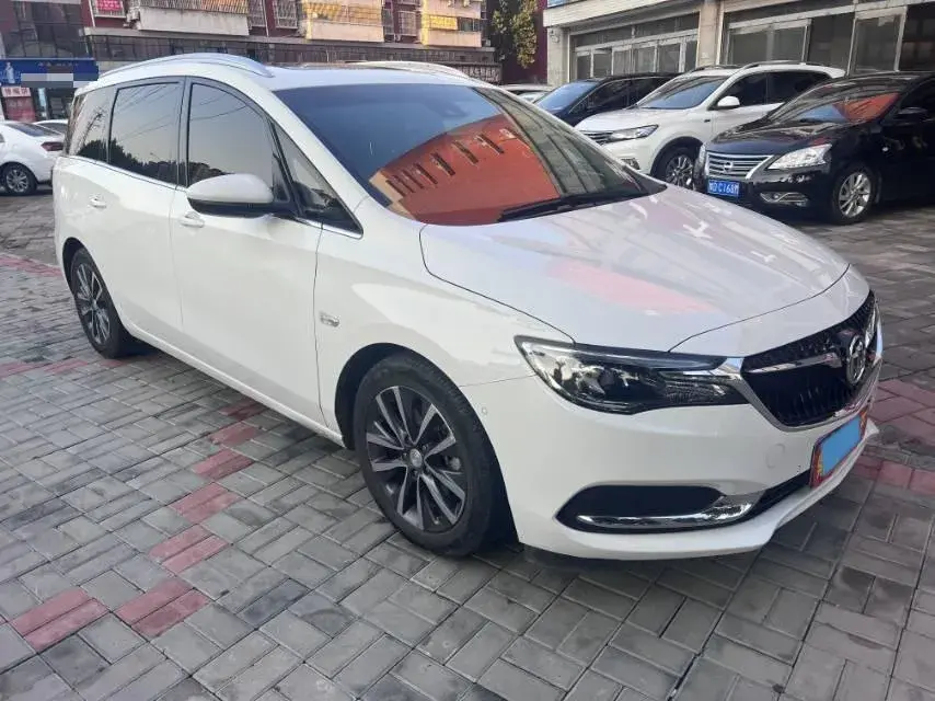 2021 BUICK GL6 thumbnail 3