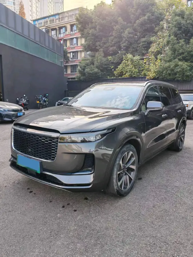 2021 Li ONE Range Extended 131HP REEV 40.5KWH