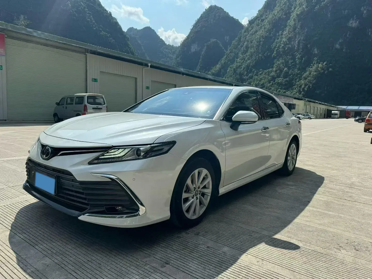 2021 TOYOTA CAMRY view 1