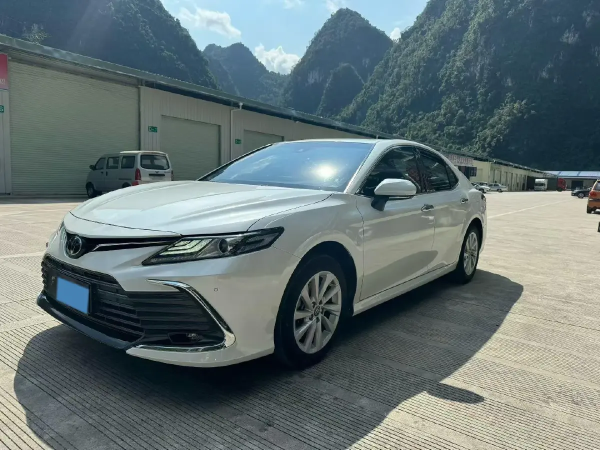 2021 Toyota Camry 2.0L 178HP L4 CVT