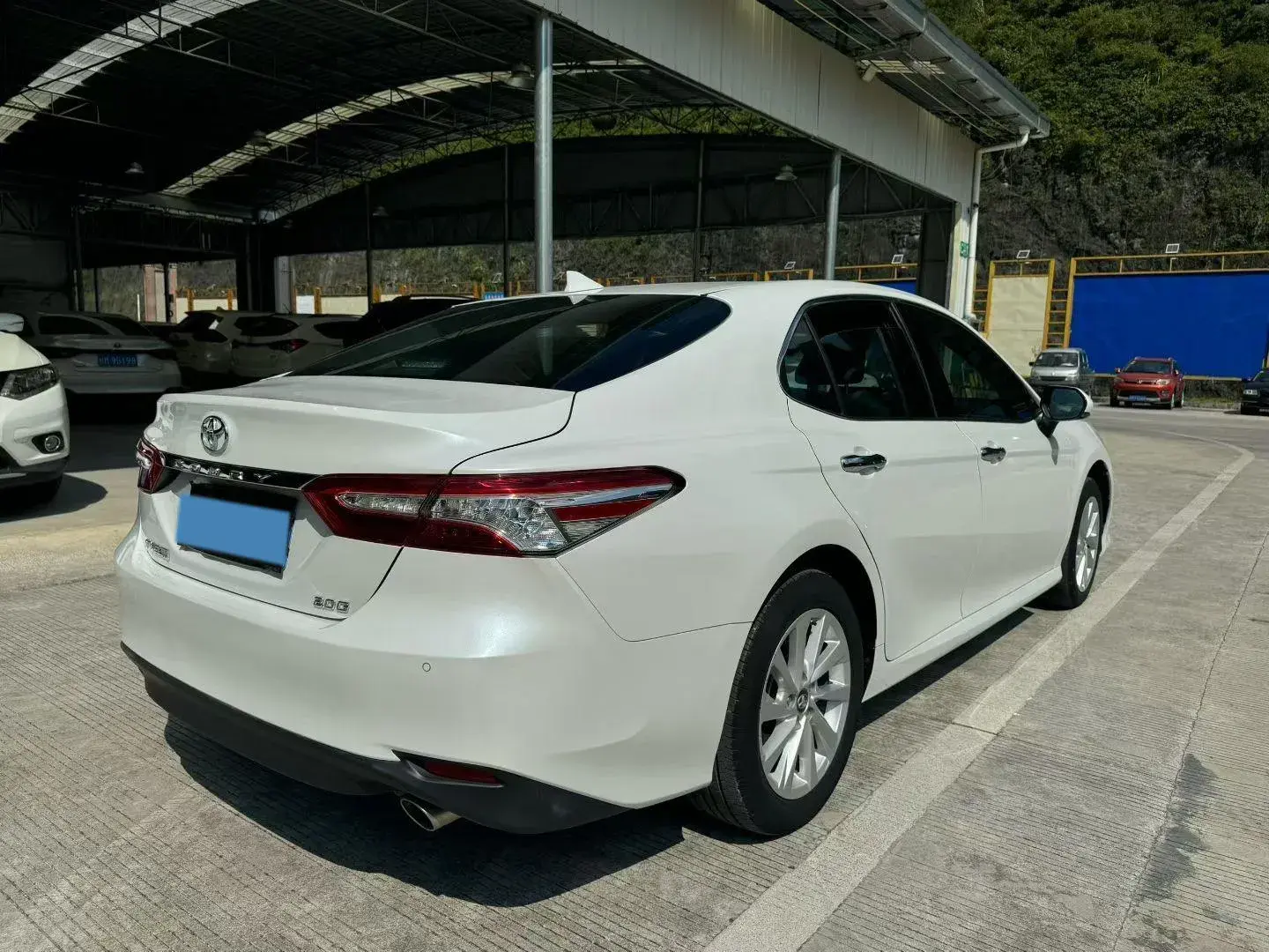 2021 TOYOTA CAMRY thumbnail 4