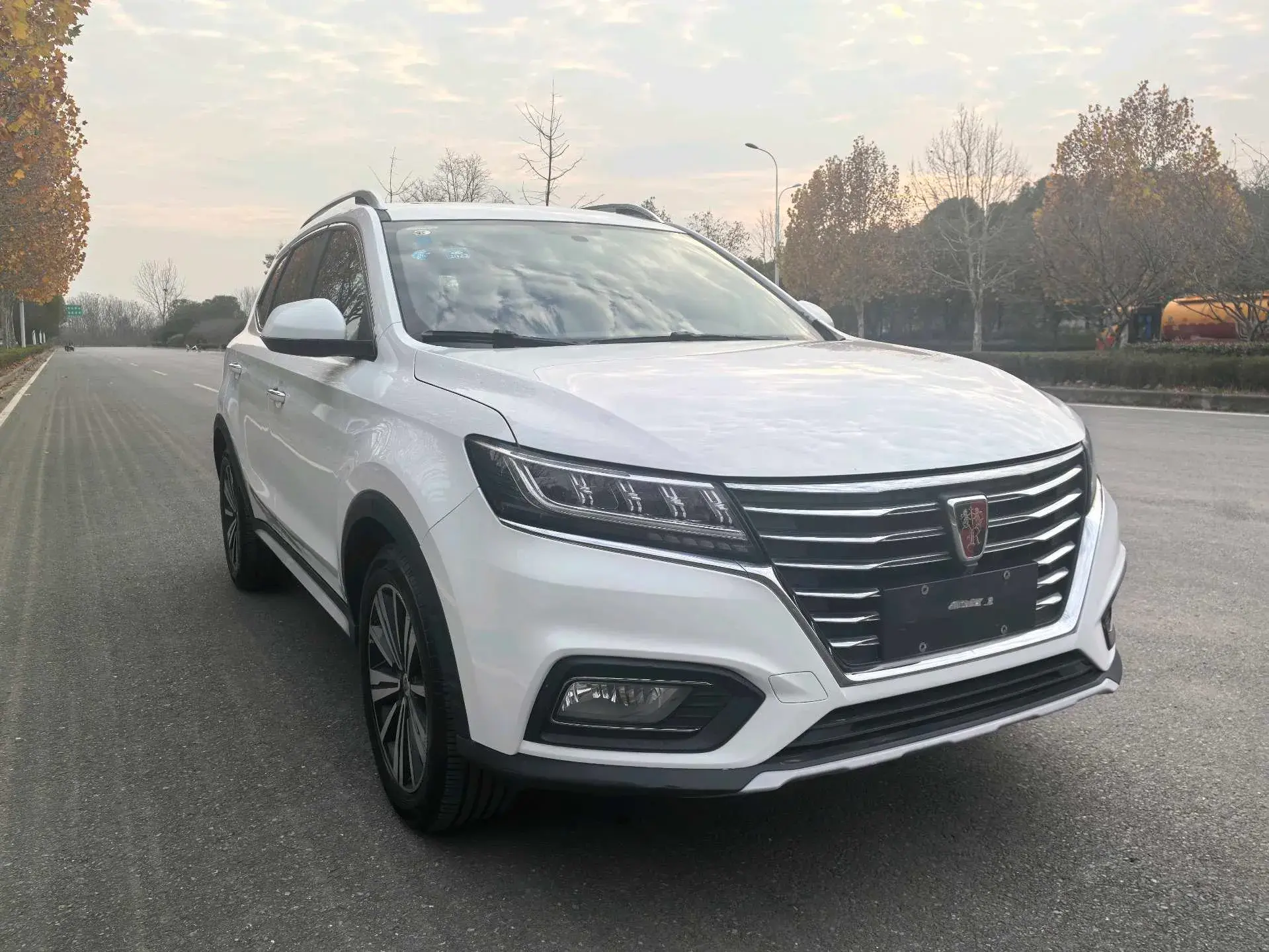2018 ROEWE RX5 thumbnail 3