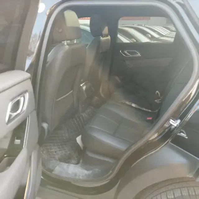 2024 LAND ROVER thumbnail 3