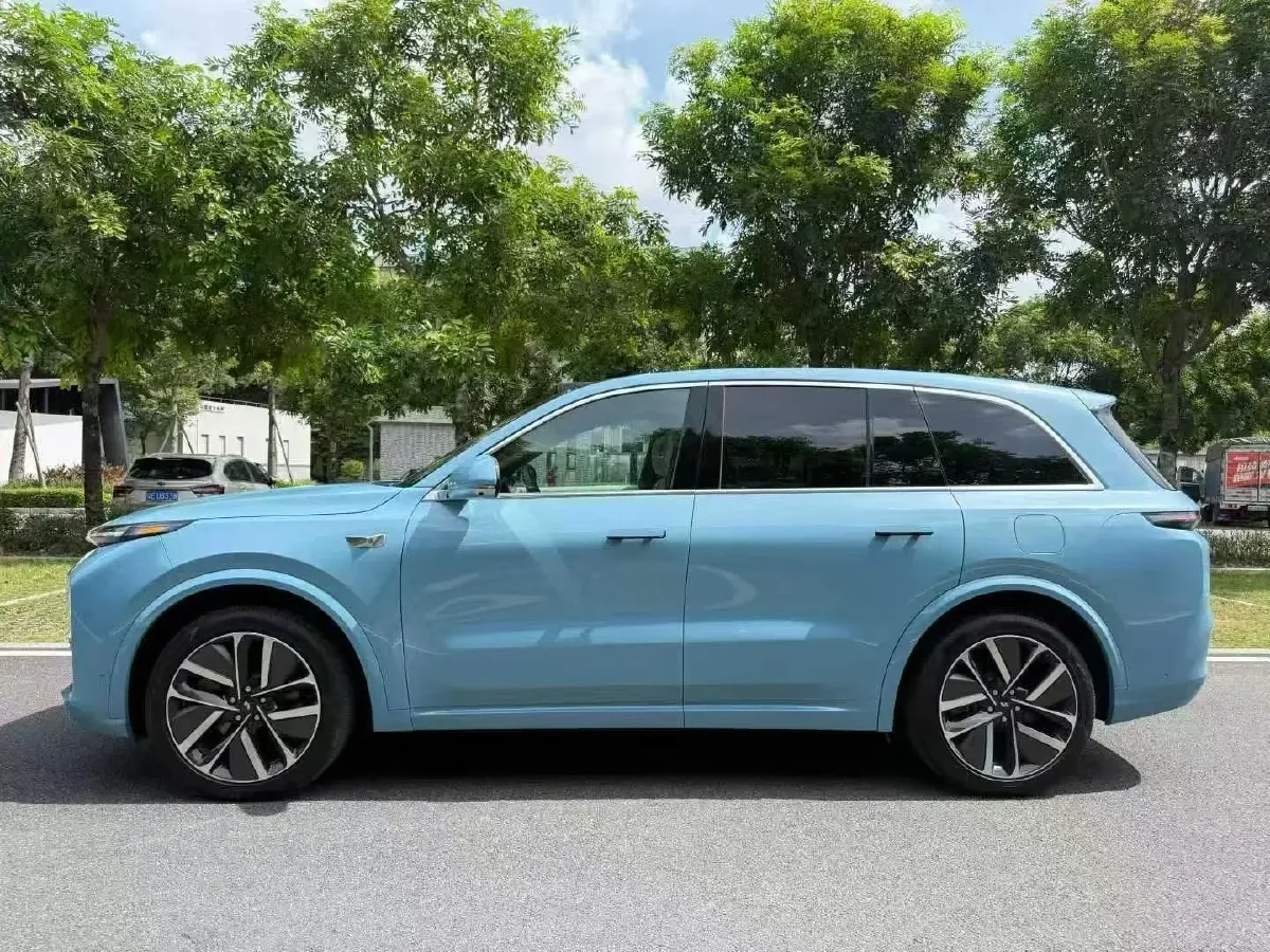 2024 Ford Bronco 2.3T 275HP L4 10AT,autocango,china used car exporter,china ev exporter,chinese used car exporter,chinese used ev exporter