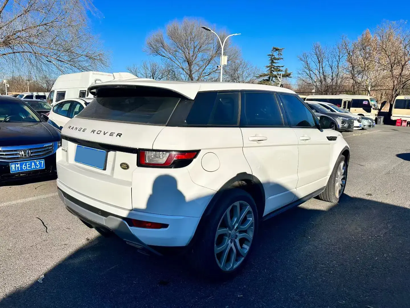 2018 JAGUAR F-PACE thumbnail 2