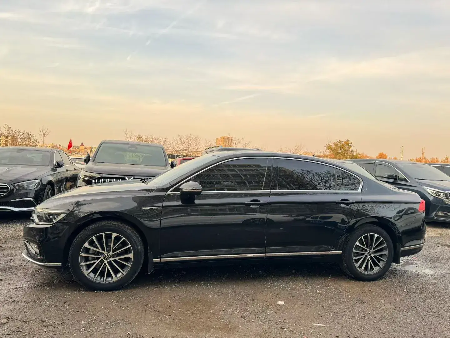 2020 VOLKSWAGEN MAGOTAN thumbnail 3