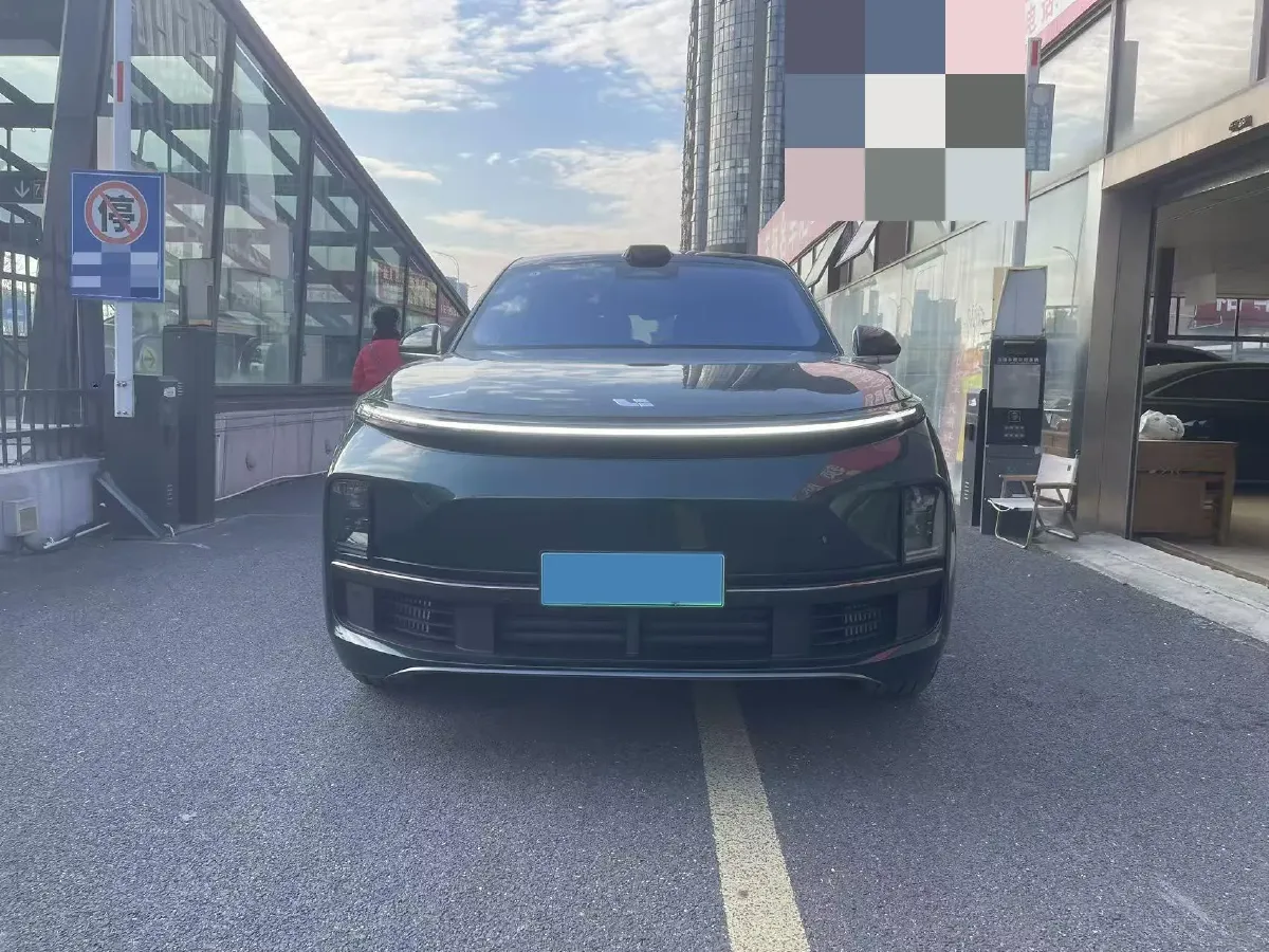 2024 Volvo S60 2.0T 197HP L4 7DCT,autocango,china used car exporter,china ev exporter,chinese used car exporter,chinese used ev exporter