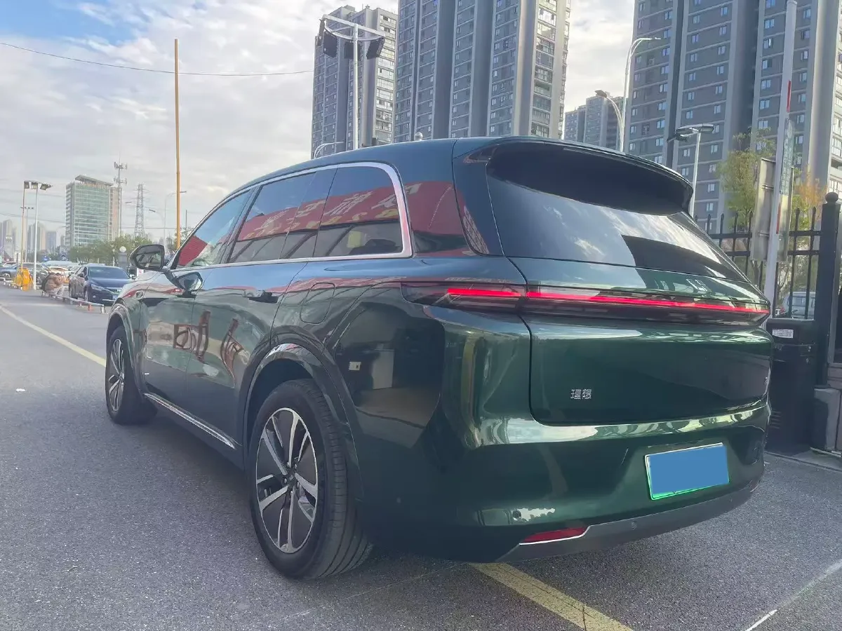 2024 Volvo S60 2.0T 197HP L4 7DCT,autocango,china used car exporter,china ev exporter,chinese used car exporter,chinese used ev exporter