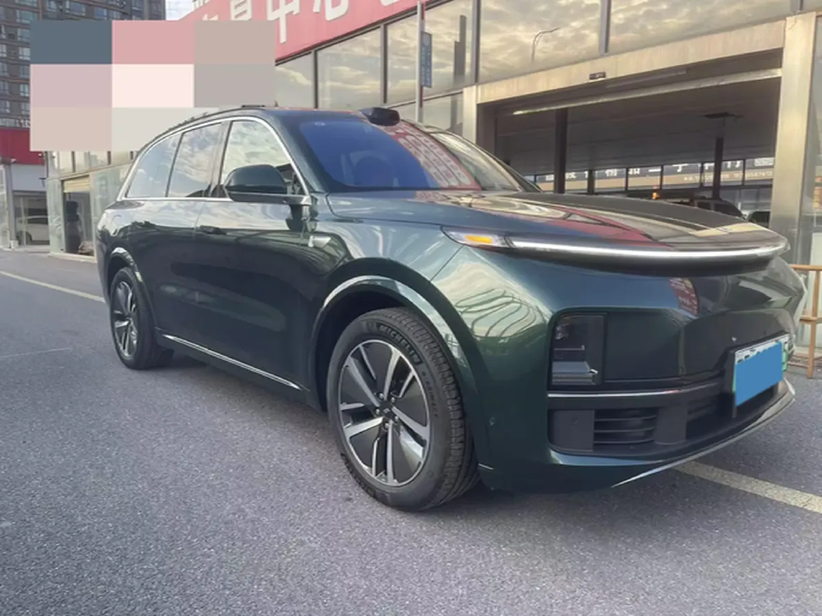 2024 Volvo S60 2.0T 197HP L4 7DCT,autocango,china used car exporter,china ev exporter,chinese used car exporter,chinese used ev exporter