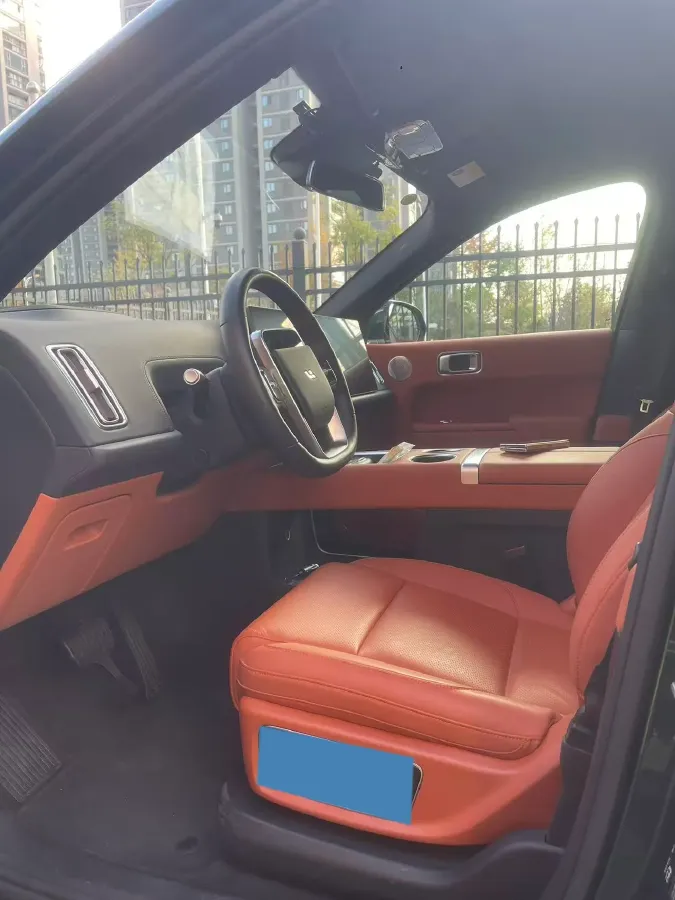 2024 Volvo S60 2.0T 197HP L4 7DCT,autocango,china used car exporter,china ev exporter,chinese used car exporter,chinese used ev exporter