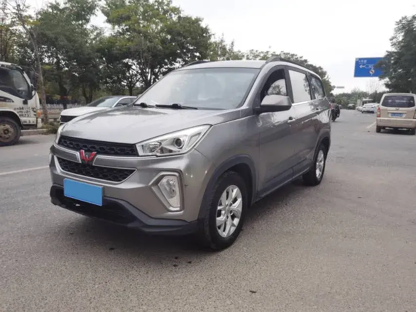 2018 WULING HONGGUANG view 1