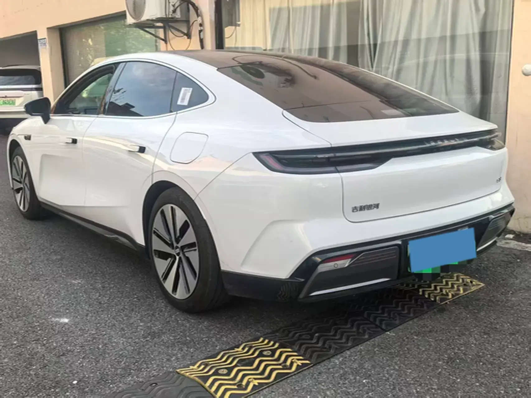 2024 GEELY GALAXY thumbnail 4