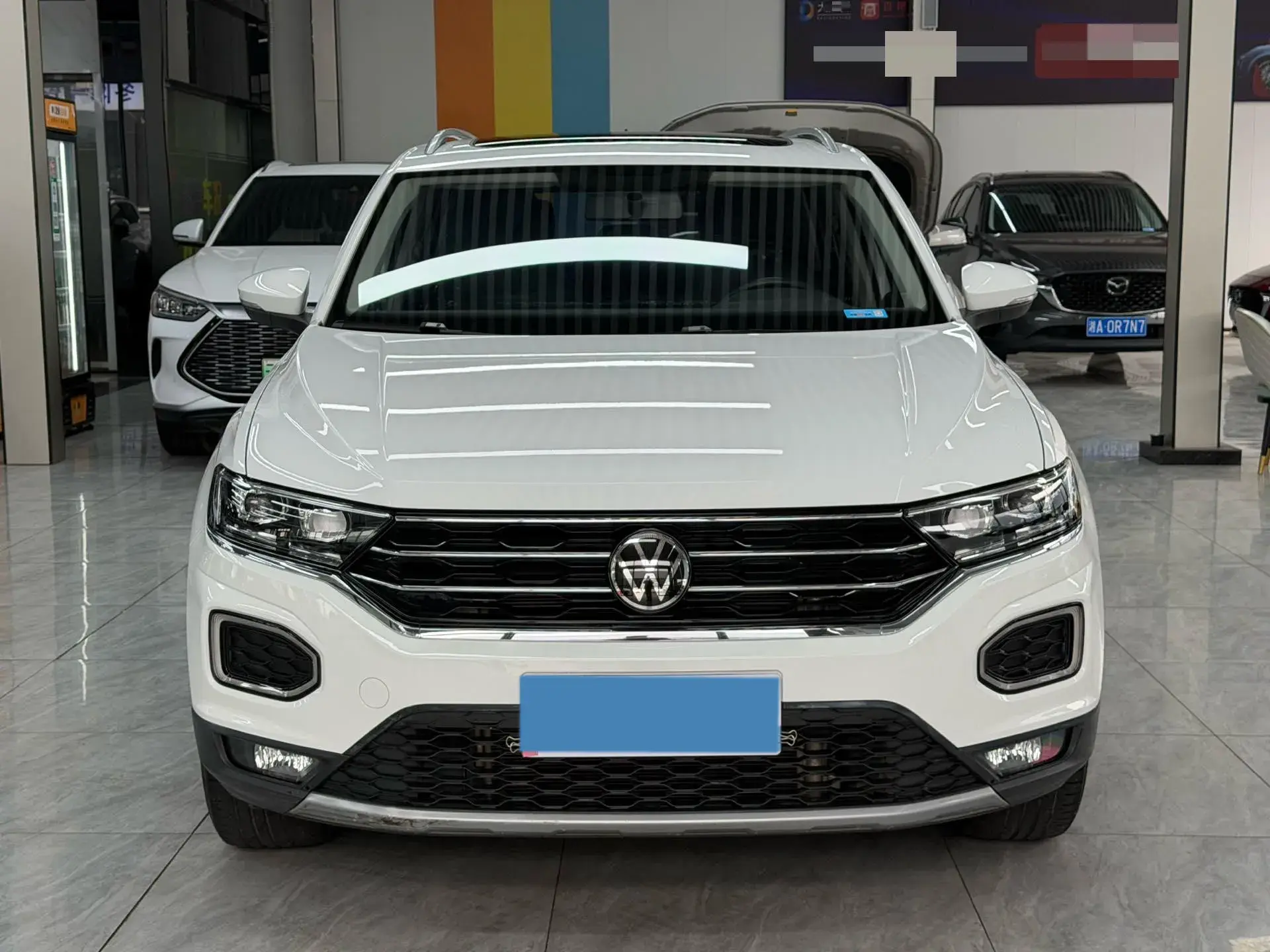 2021 VOLKSWAGEN T-ROC thumbnail 2