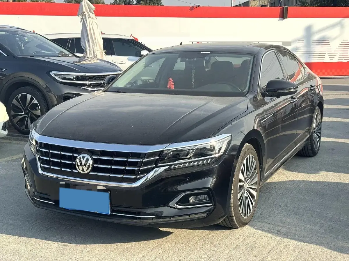 2020 Volkswagen Passat 2.0T 186HP L4 7DCT