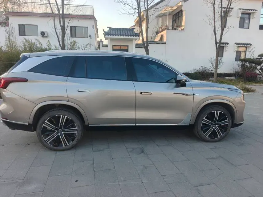 2023 Roewe RX9 2.0T 242HP L4 9AT,autocango,china used car exporter,china ev exporter,chinese used car exporter,chinese used ev exporter