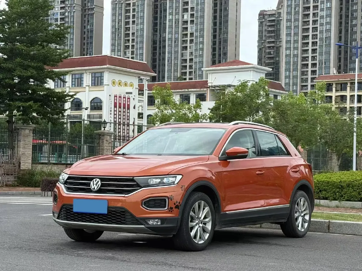 2019 Volkswagen T-Roc 1.4T 131HP L4 7DCT,autocango,china used car exporter,china ev exporter,chinese used car exporter,chinese used ev exporter