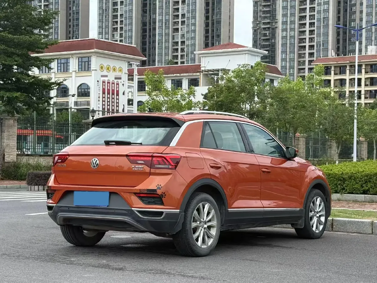 2019 Volkswagen T-Roc 1.4T 131HP L4 7DCT,autocango,china used car exporter,china ev exporter,chinese used car exporter,chinese used ev exporter