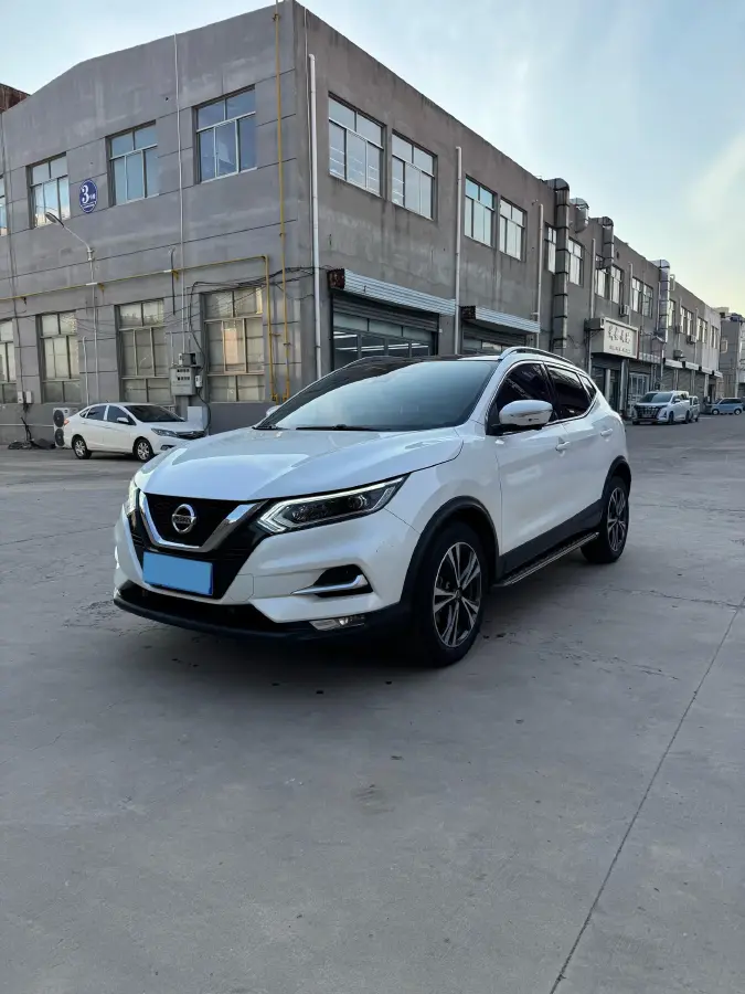 2022 Nissan Qashqai 2.0L 151HP L4 CVT