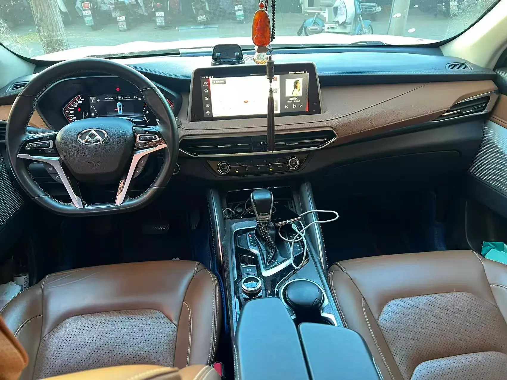 2017 MAXUS D90 thumbnail 4