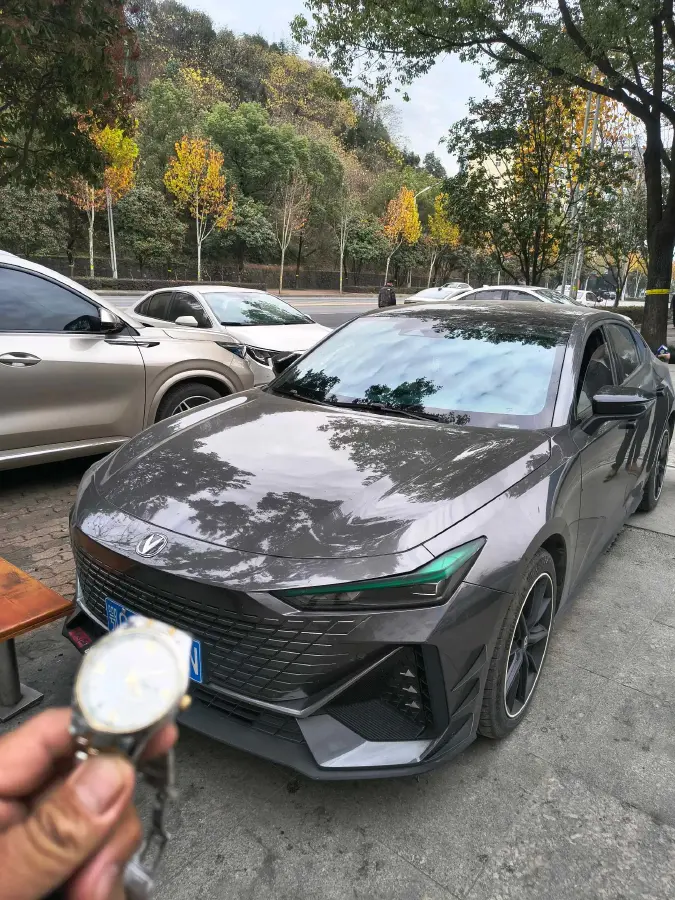 2023 ChangAn UNI-V 1.5T 188HP L4 7DCT