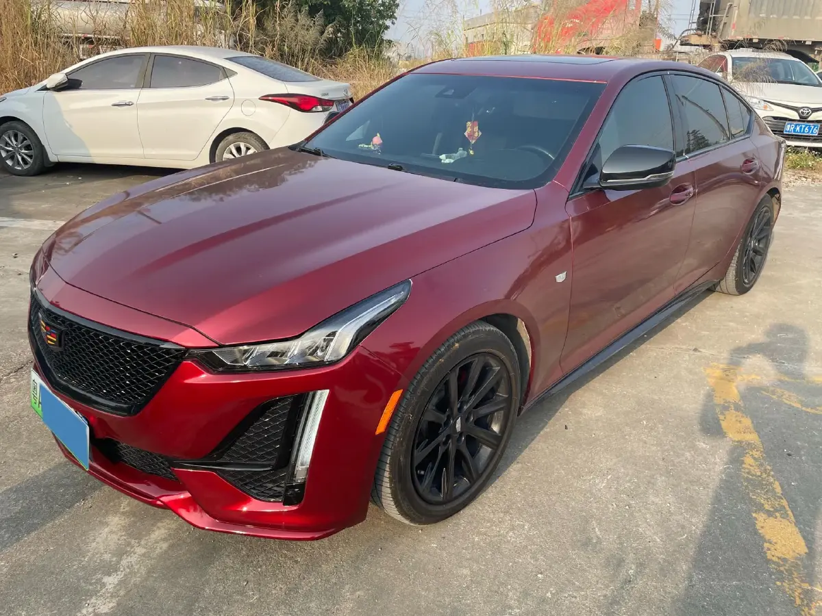 2020 Cadillac CT5 2.0T 237HP L4 10AT