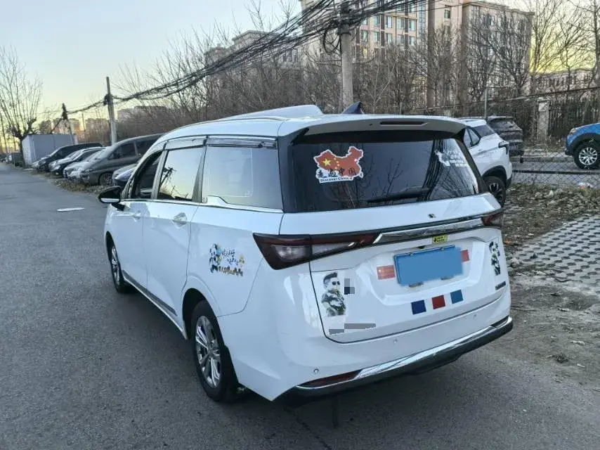 2022 WULING KAIJIE thumbnail 4