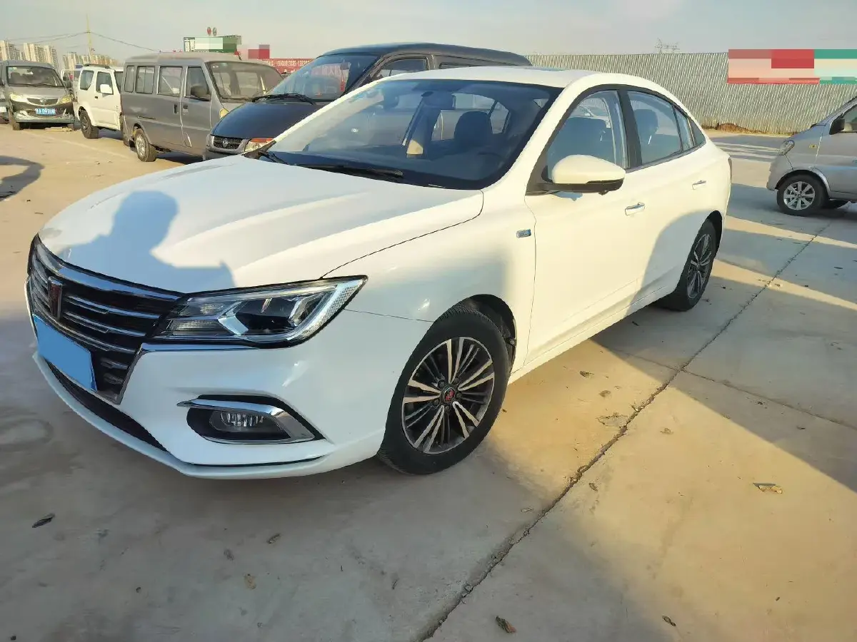 2019 Roewe i5 1.5L 120HP L4 CVT