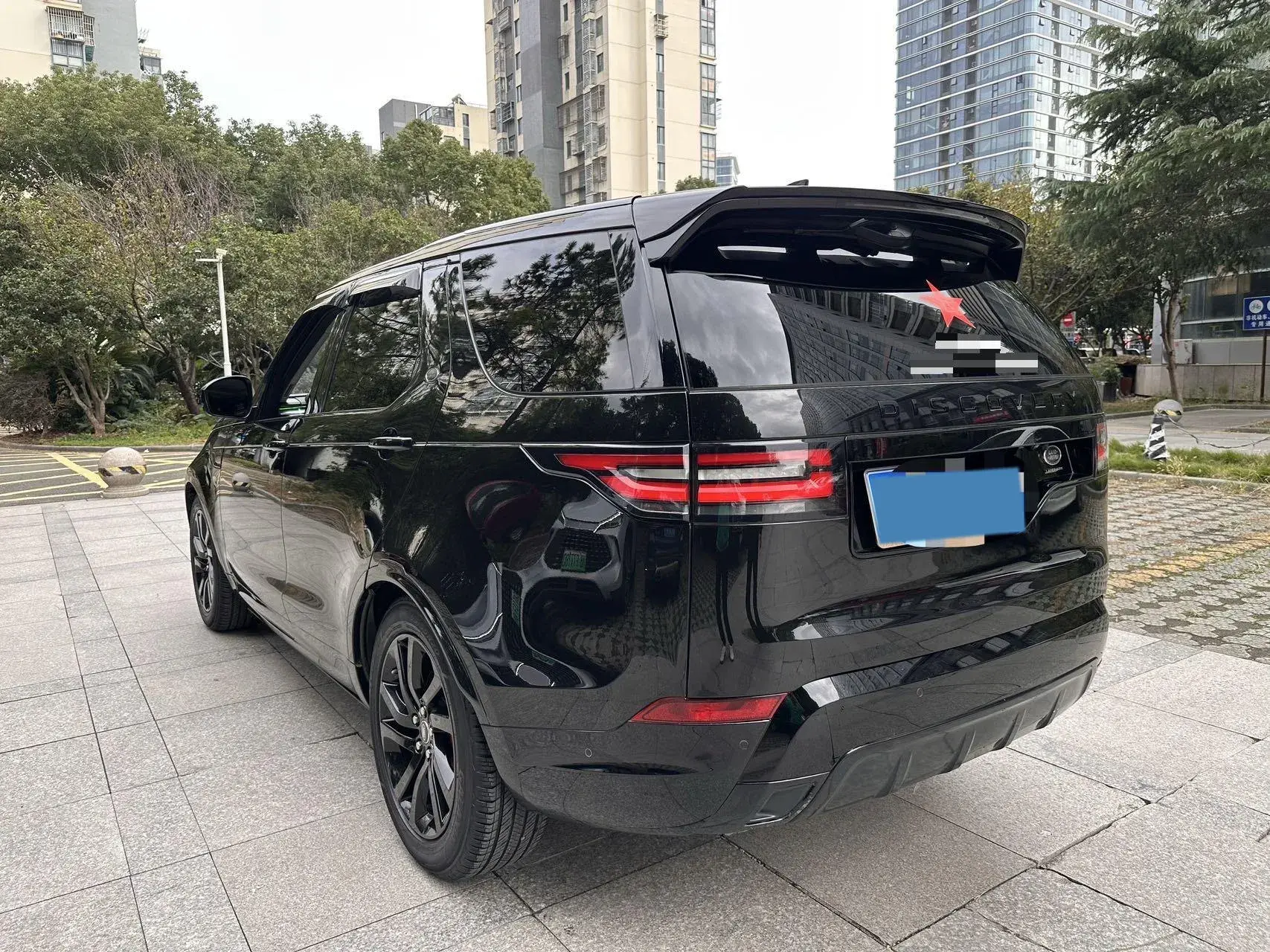 2020 LAND ROVER thumbnail 4