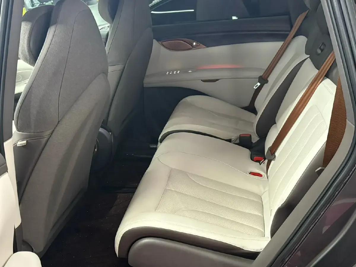 2023 IM LS7 BEV 100KWH,autocango,china used car exporter,china ev exporter,chinese used car exporter,chinese used ev exporter