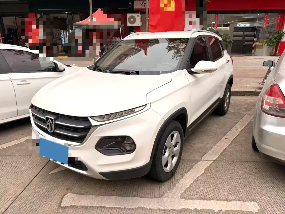 2017 BaoJun 310W 1.5L 105HP L4 6MT