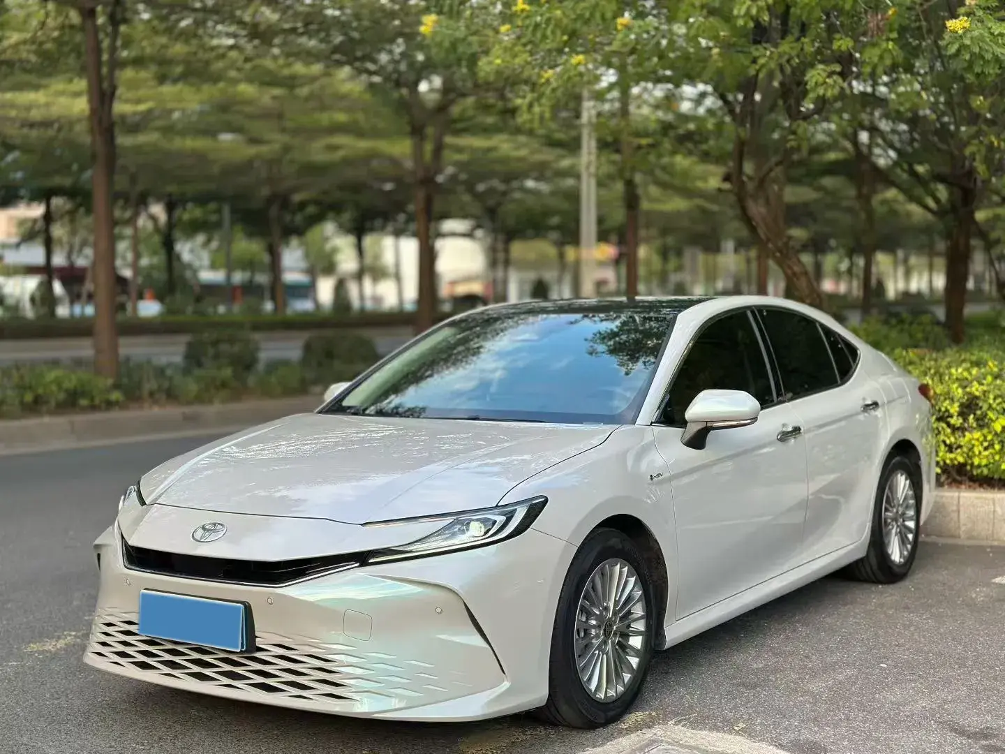 2024 TOYOTA CAMRY view 1