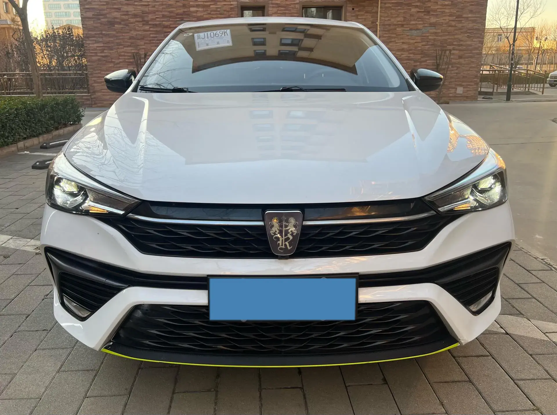 2021 ROEWE I5 thumbnail 3