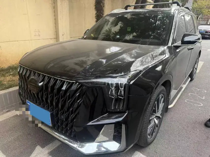 2022 GAC Trumpchi GS8 2.0T 190HP L4 E-CVT Hybrid
