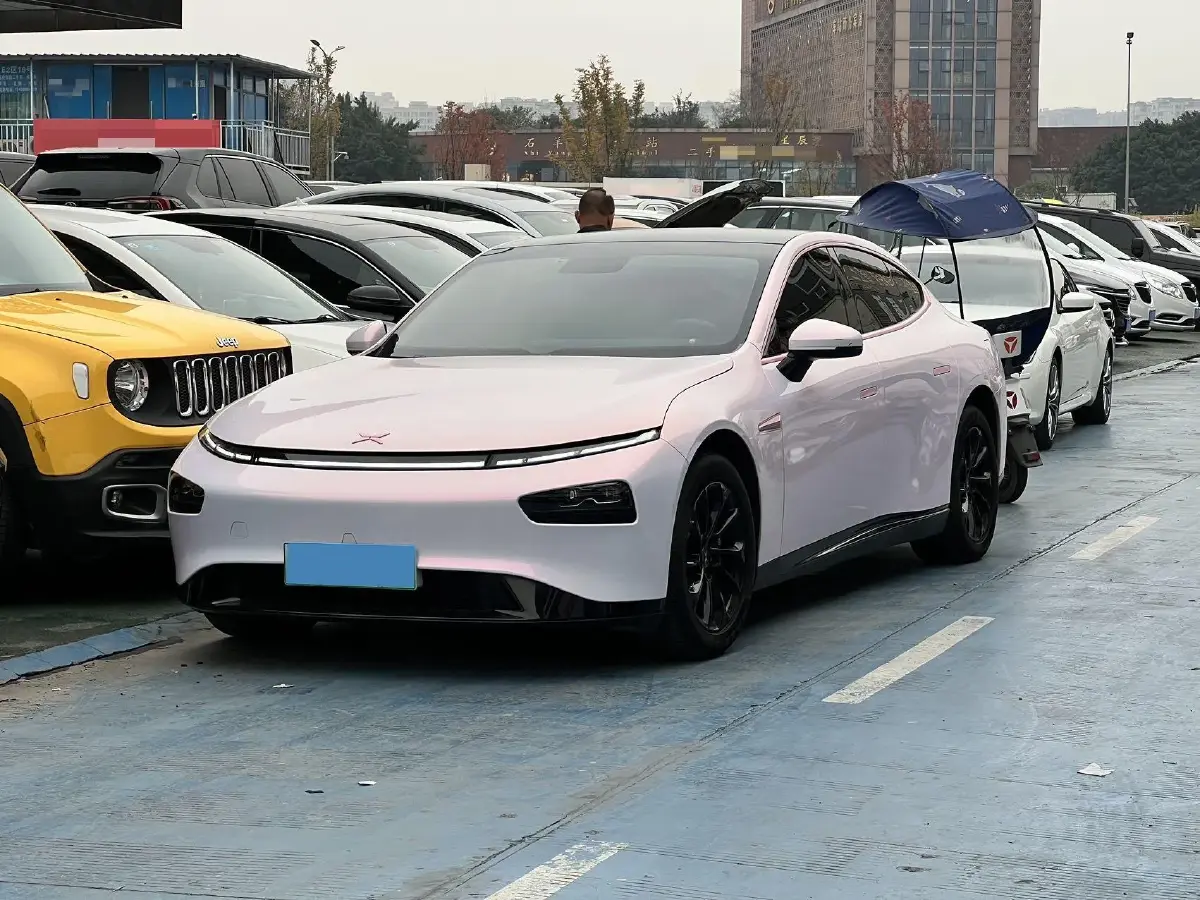 2023 Xpeng G6 BEV 66KWH