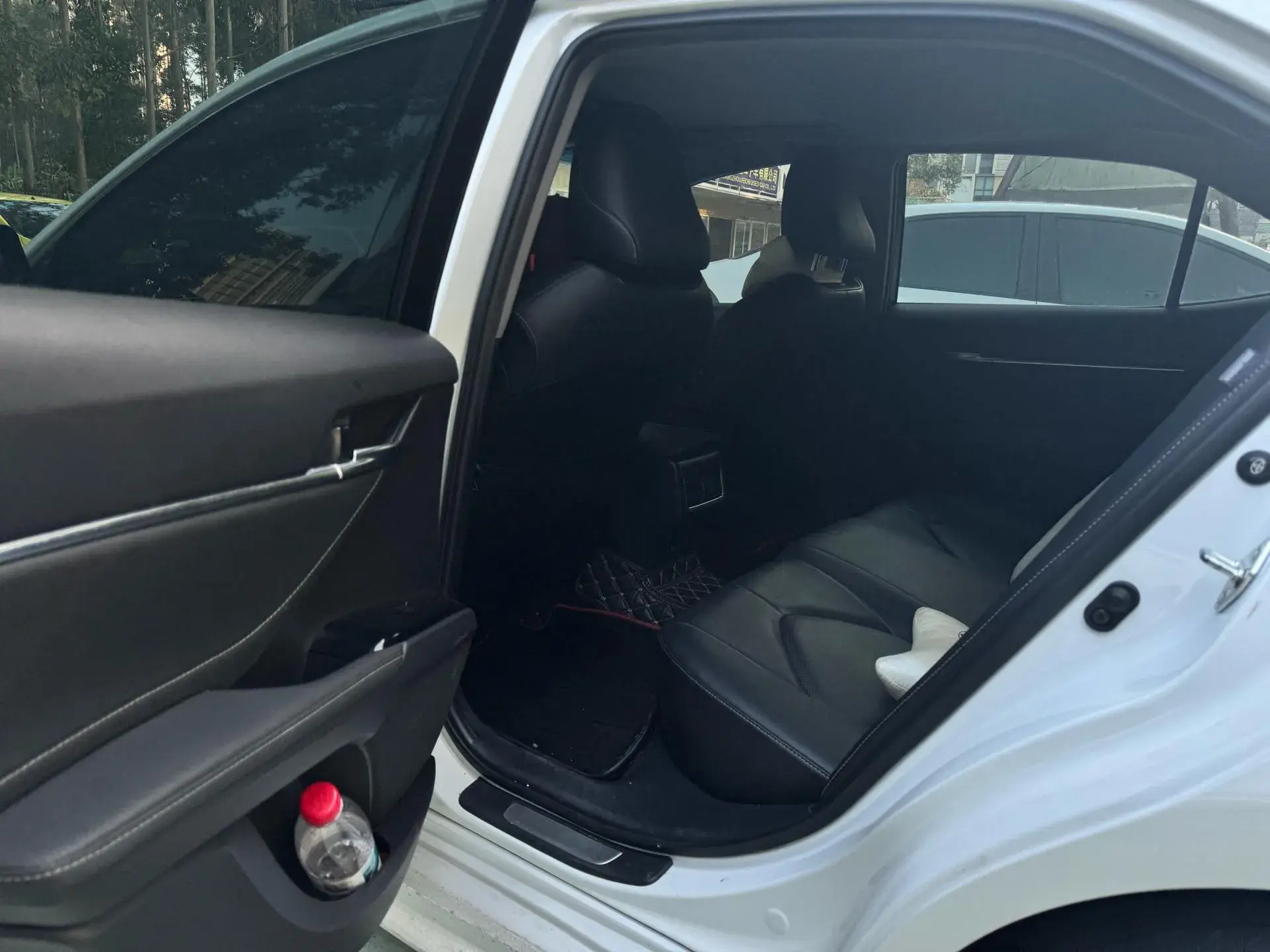 2021 TOYOTA CAMRY thumbnail 4